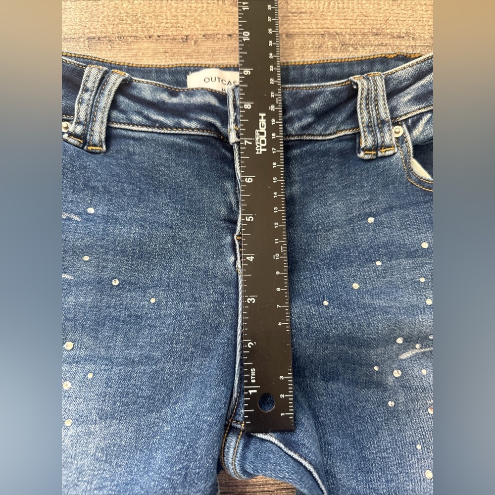 Women’s Outcast Jeans With Rhinestones And Bleach Detail Size M Frayed Hem - Picture 3 of 15